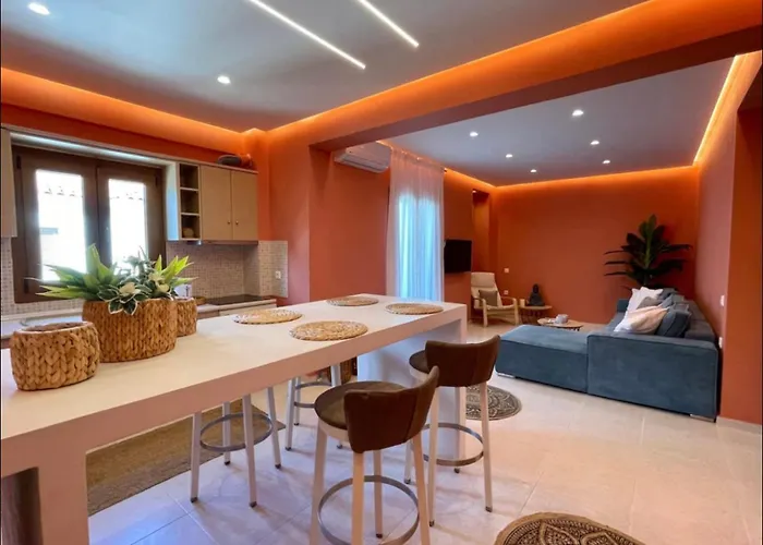 Cynthia - Christine\'S House